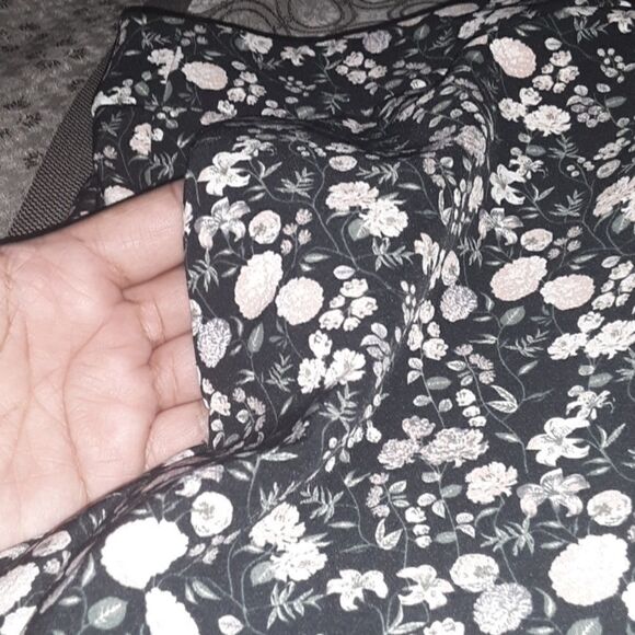 Cynthia Rowley Floral Work Pants Size 12 - Picture 5 of 5